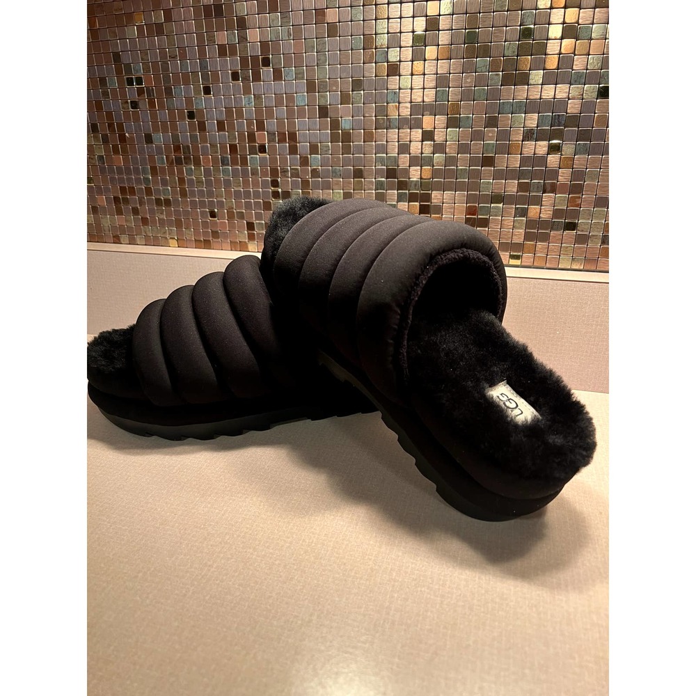 Ugg puft slide sandals, sz 10, New without box, excellent condition